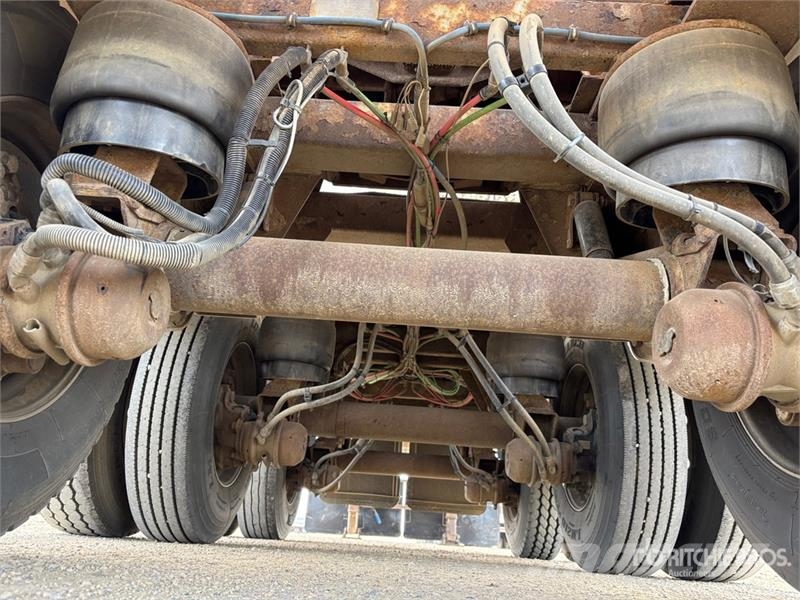 Tremcar 32000 L Super B-Train Lead Tanker Trailer Remorque citerne