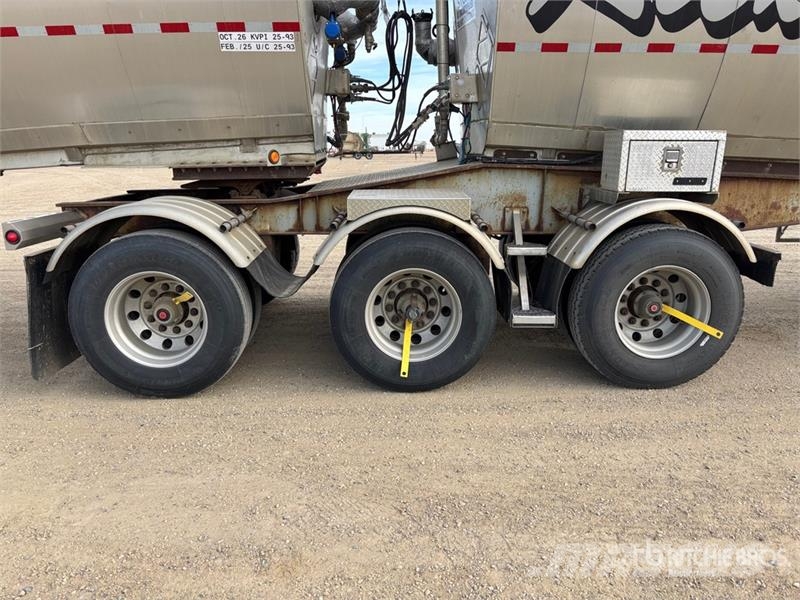 Tremcar 32000 L Super B-Train Lead Tanker Trailer Remorque citerne