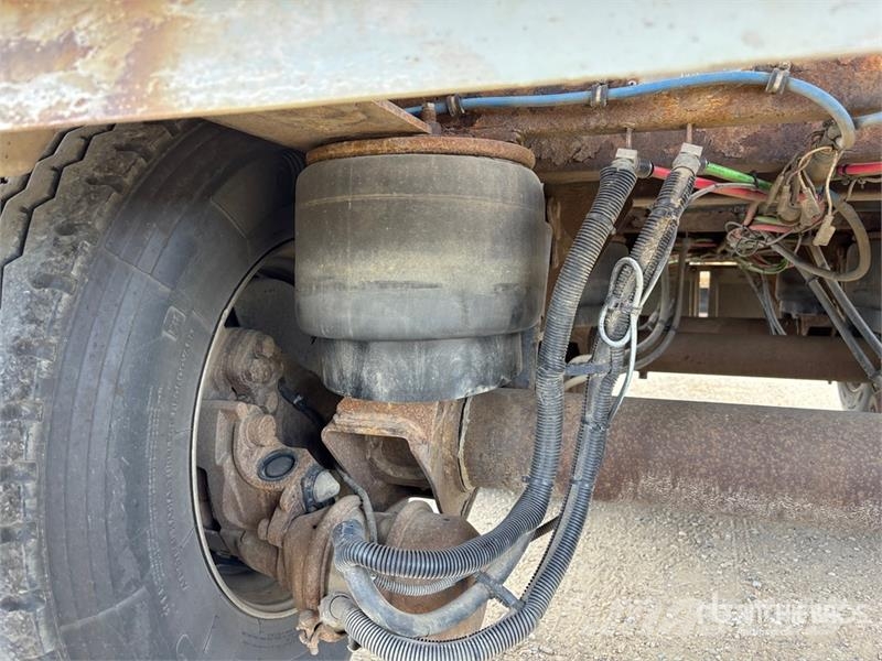 Tremcar 32000 L Super B-Train Lead Tanker Trailer Remorque citerne