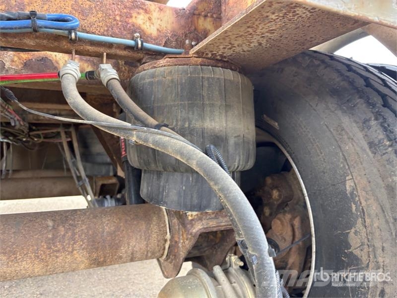 Tremcar 32700 L Super B-Train Lead Tanker Trailer Prikolice cisterne