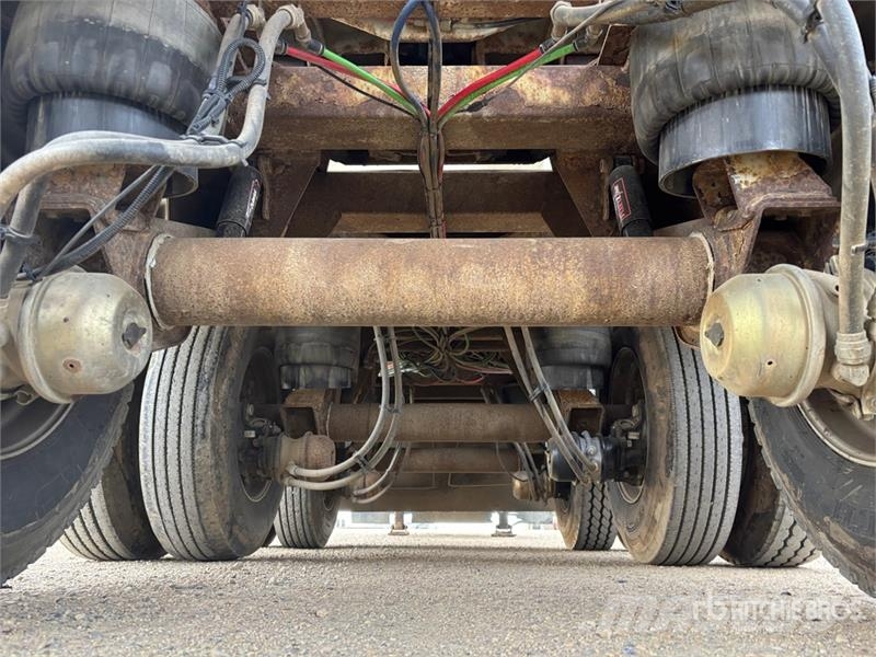 Tremcar 32700 L Super B-Train Lead Tanker Trailer Prikolice cisterne