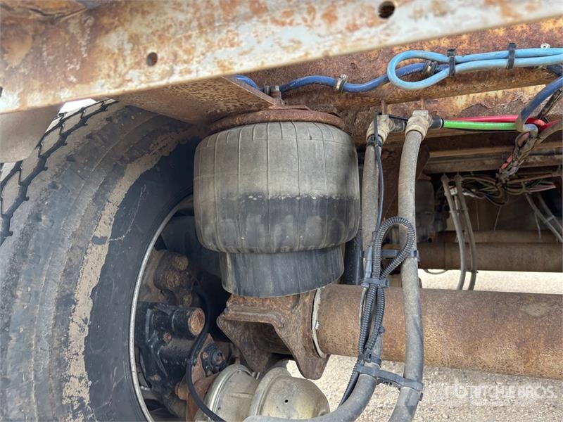 Tremcar 32700 L Super B-Train Lead Tanker Trailer Prikolice cisterne