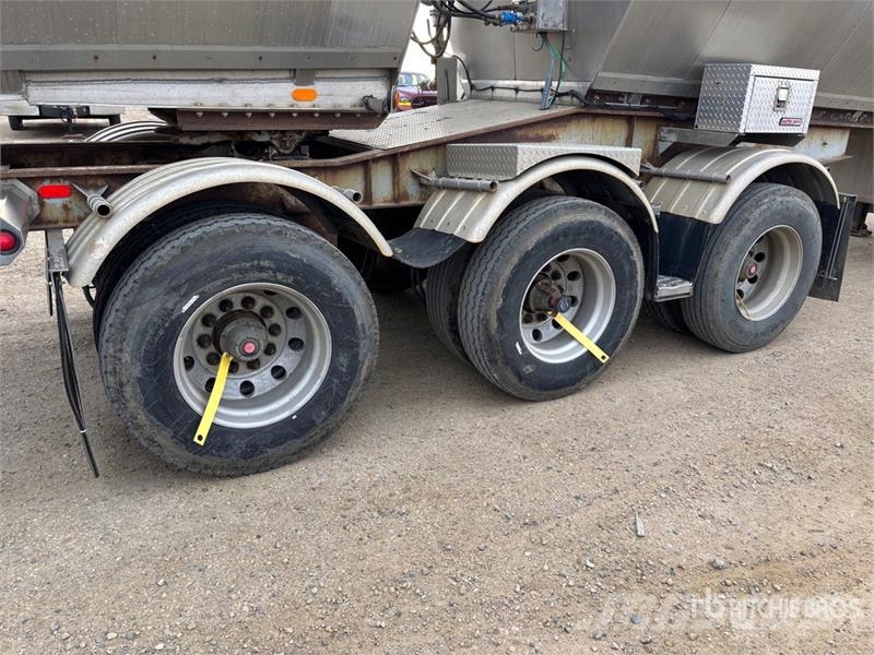 Tremcar 32700 L Super B-Train Lead Tanker Trailer Prikolice cisterne