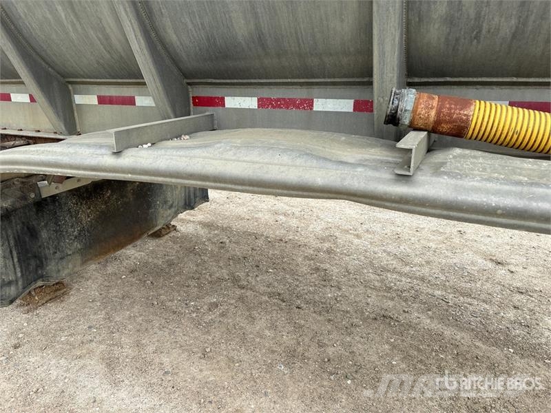 Tremcar 38000 L Tri/A Tanker Trailer مقطورات ذات صهاريج