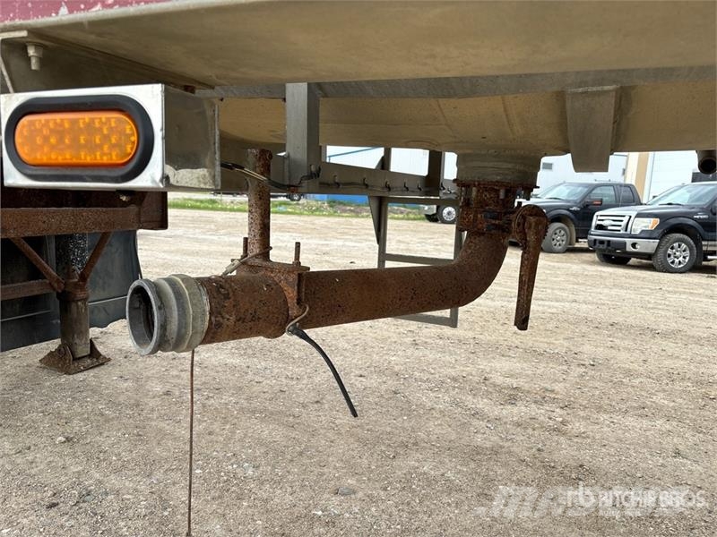 Tremcar 38000 L Tri/A Tanker Trailer مقطورات ذات صهاريج