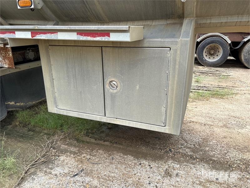 Tremcar 38000 L Tri/A Tanker Trailer Cisterna
