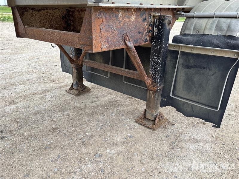 Tremcar 38000 L Tri/A Tanker Trailer مقطورات ذات صهاريج