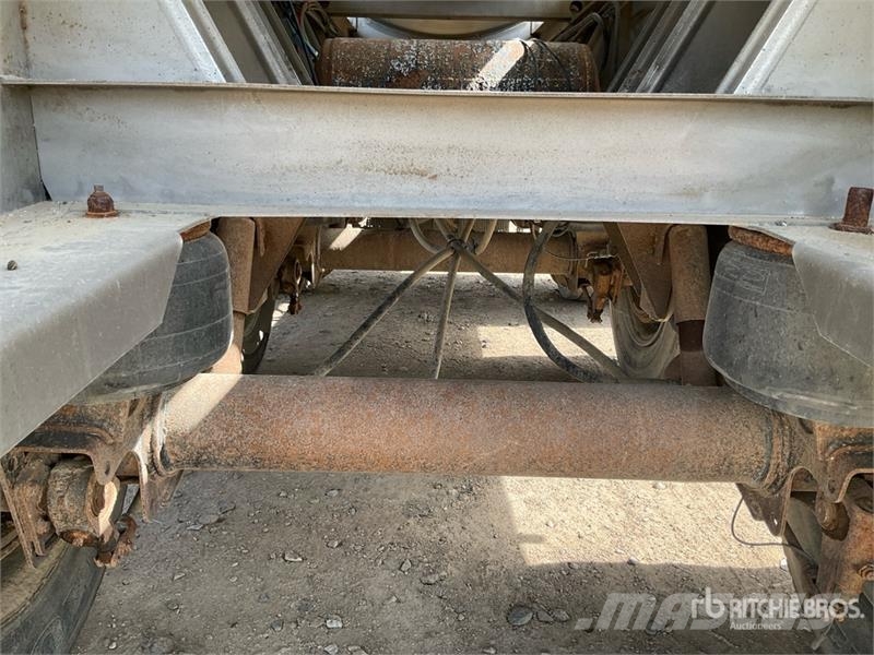 Tremcar 38675 L Tri/A Tanker Trailer مقطورات ذات صهاريج