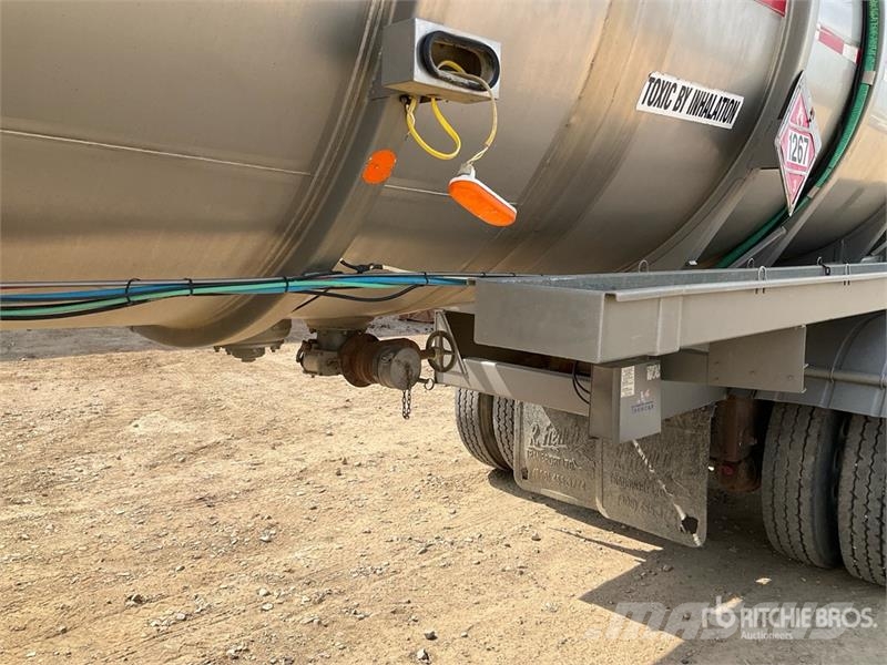 Tremcar 38675 L Tri/A Tanker Trailer مقطورات ذات صهاريج