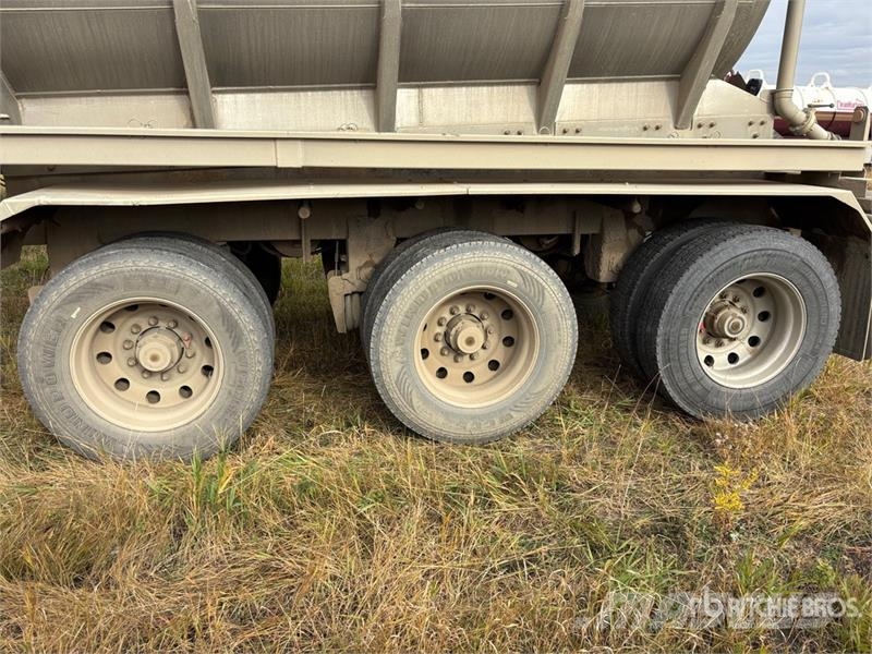 Tremcar 45850 L Tri/A Tanker Trailer Tanker trailers