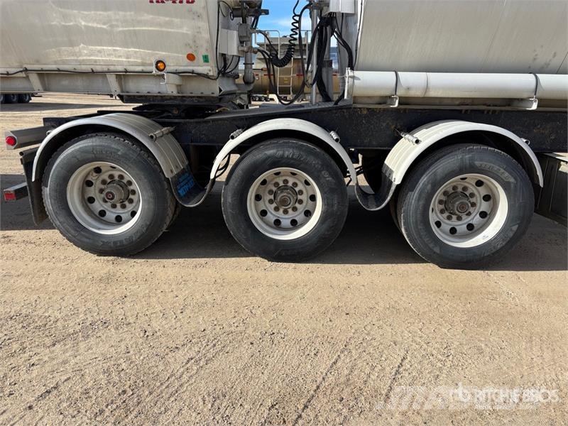 Tremcar 55000 L Super B-Train Lead Tanker Trailer Tankanhänger