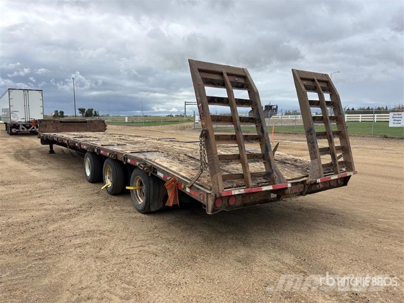  Tri/A Lowboy Trailer Низькорамні причепи