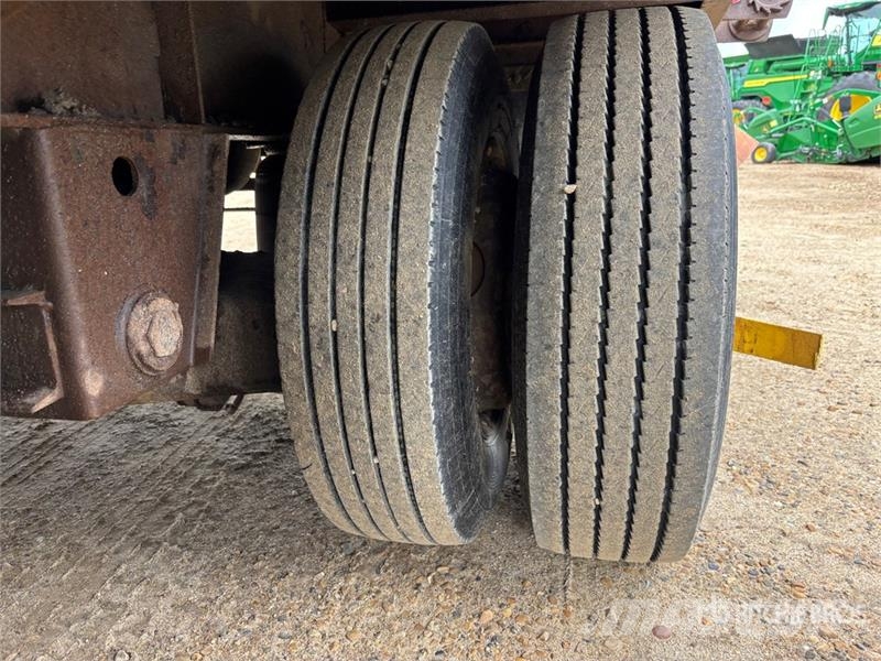  Tri/A Lowboy Trailer Низькорамні причепи