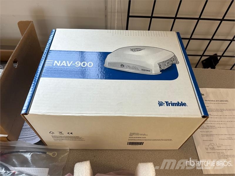 Trimble Auto Steer System (Unused) ملحقات أخرى للجرارات