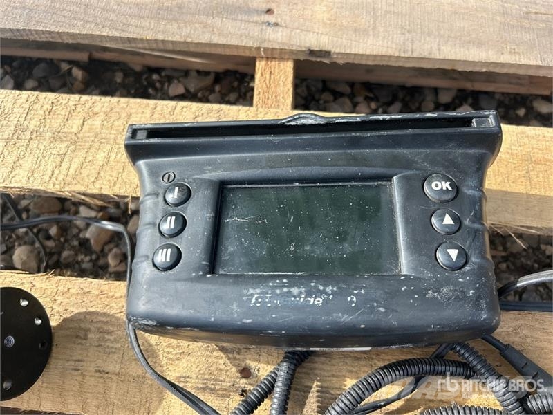 Trimble EZ-Guide 250 Guidance Display ماكينات زراعية - غير ذلك