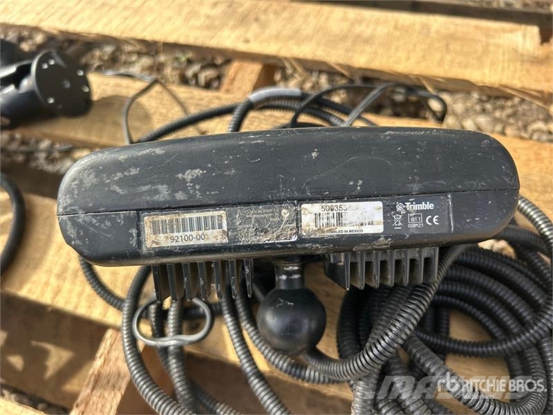 Trimble EZ-Guide 250 Guidance Display ماكينات زراعية - غير ذلك