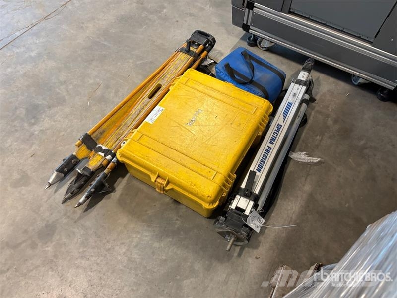 Trimble of (2) Trimble TSC3 Grade Control Display Diger parçalar