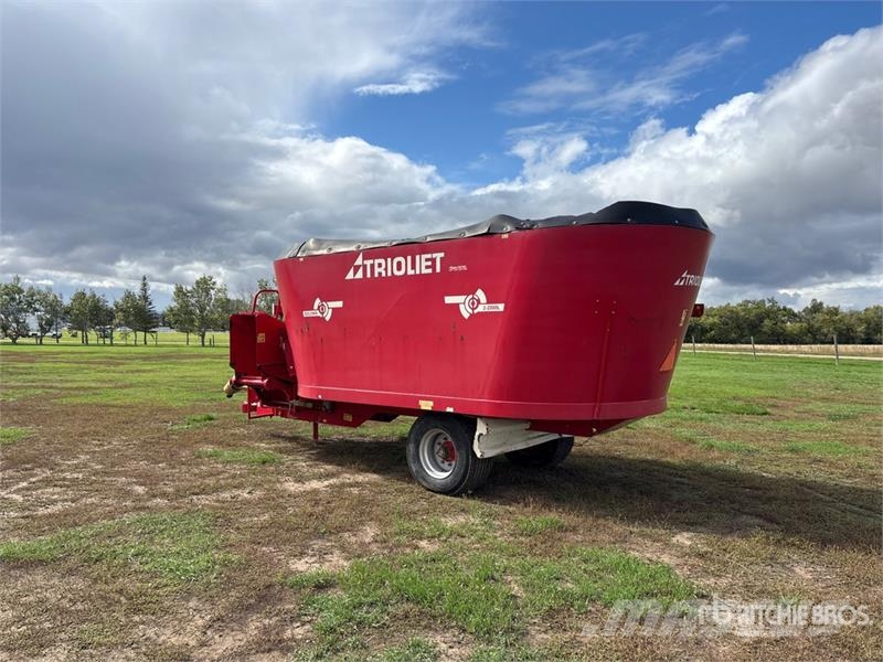 Trioliet SM-2-20L-VLH S/A Feed Mixer Mélangeuse