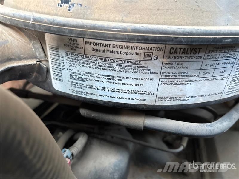 Triple E Commander Motor Home Kemperi un dzīvojamās piekabes