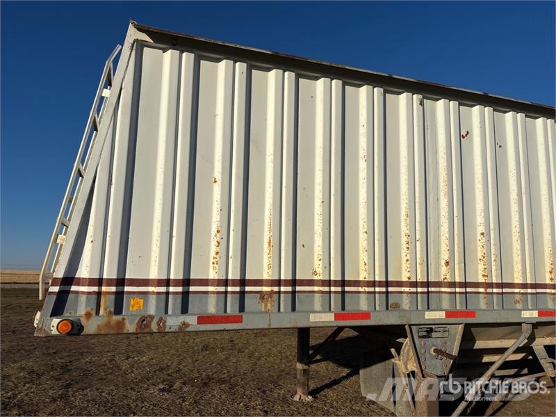 Triple E Industries 44 ft Tri/A Grain Trailer Прицепы перегрузчики зерна