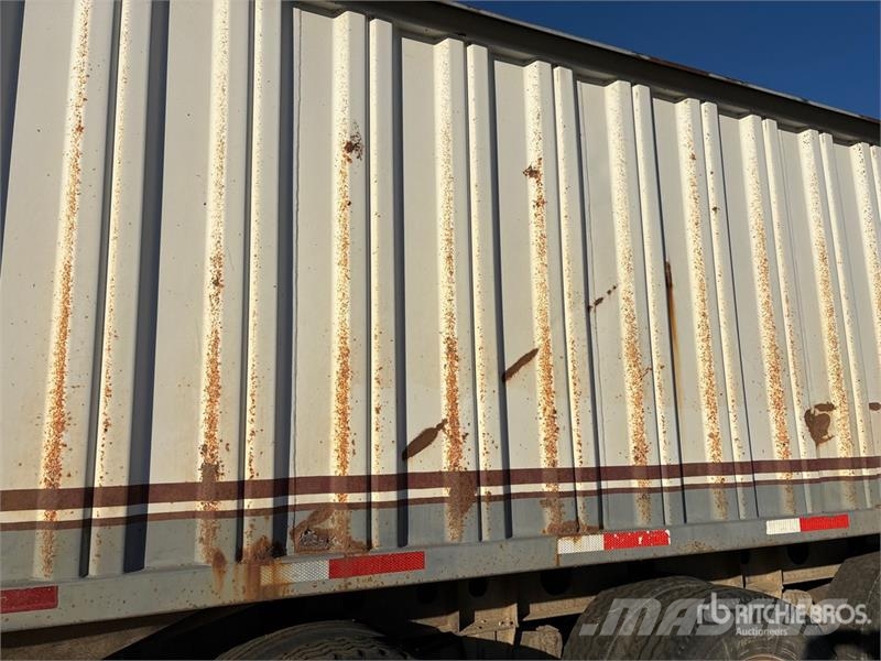 Triple E Industries 44 ft Tri/A Grain Trailer Прицепы перегрузчики зерна