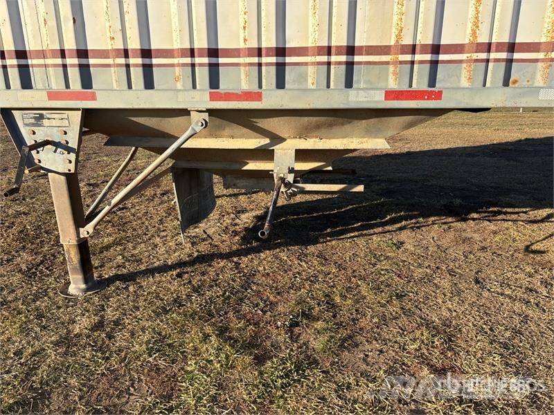 Triple E Industries 44 ft Tri/A Grain Trailer Прицепы перегрузчики зерна
