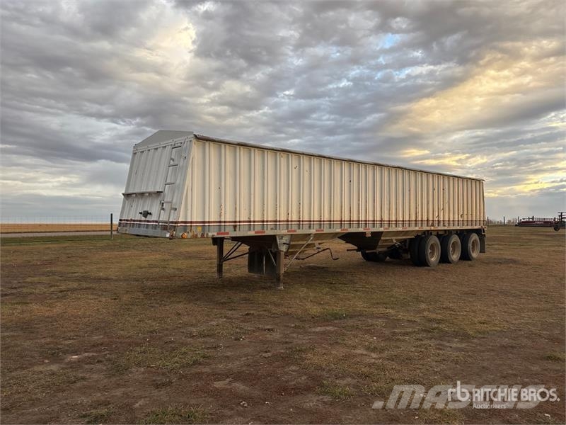 Triple E Industries 44 ft Tri/A Grain Trailer Прицепы перегрузчики зерна