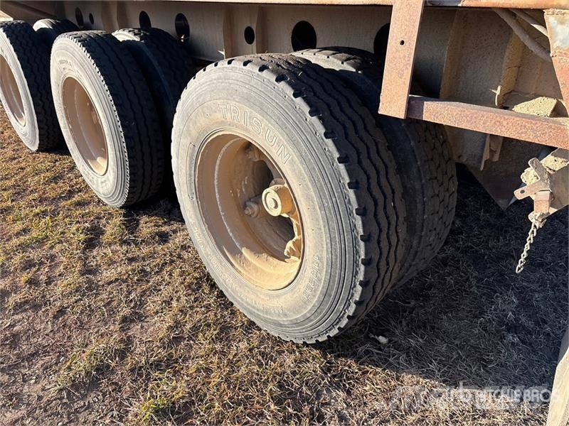 Triple E Industries 44 ft Tri/A Grain Trailer Прицепы перегрузчики зерна