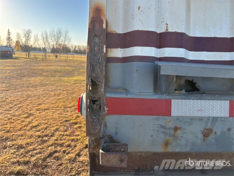 Triple E Industries 44 ft Tri/A Grain Trailer Прицепы перегрузчики зерна