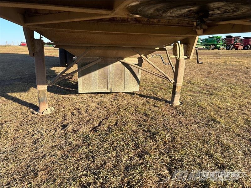 Triple E Industries 44 ft Tri/A Grain Trailer Прицепы перегрузчики зерна