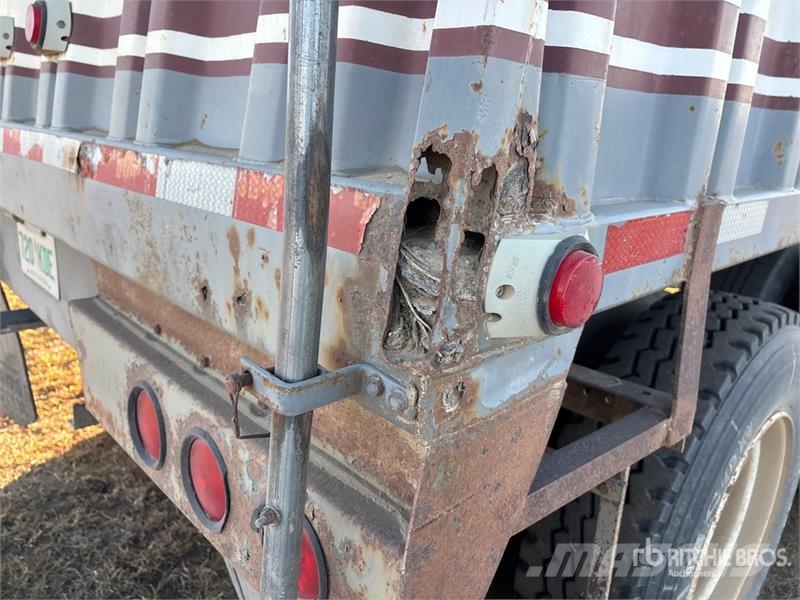 Triple E Industries 44 ft Tri/A Grain Trailer Прицепы перегрузчики зерна