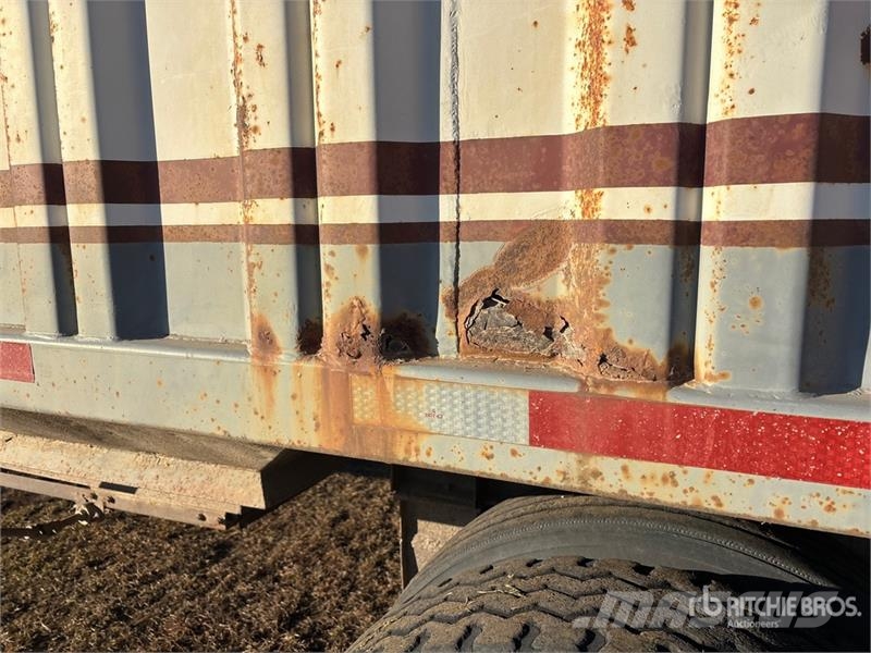 Triple E Industries 44 ft Tri/A Grain Trailer Прицепы перегрузчики зерна