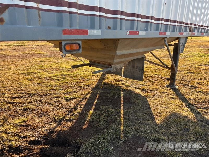 Triple E Industries 44 ft Tri/A Grain Trailer Прицепы перегрузчики зерна