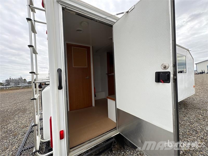 Triple E MOT240 21 ft x 8 ft Portable T/A Mobile Office Bouw - Overige