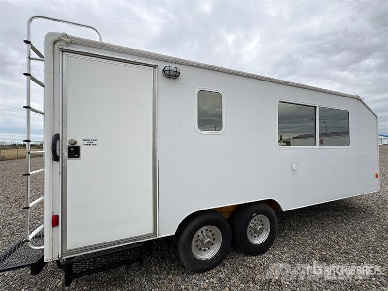 Triple E MOT240 21 ft x 8 ft Portable T/A Mobile Office Bouw - Overige