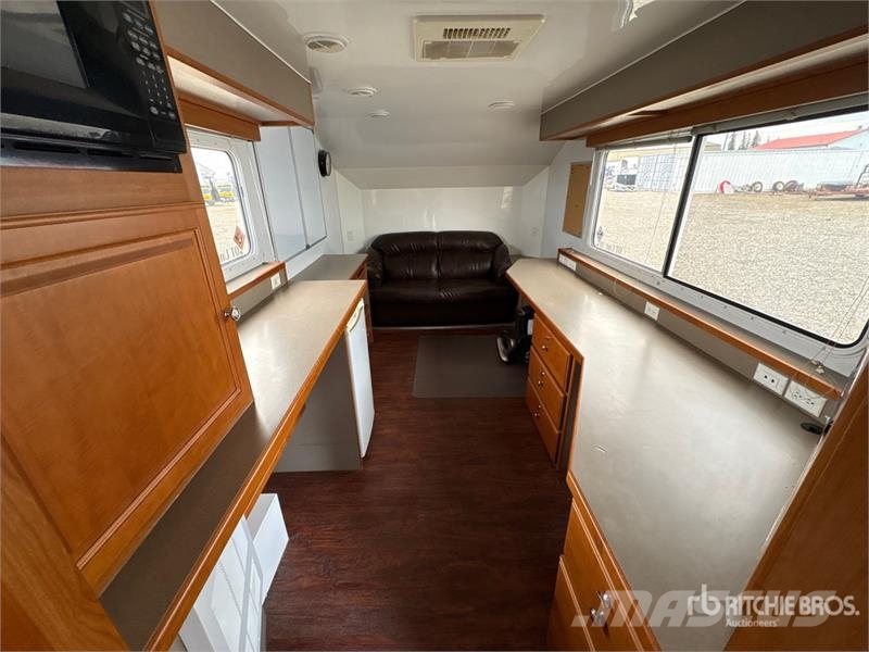 Triple E MOT240 21 ft x 8 ft Portable T/A Mobile Office Bouw - Overige
