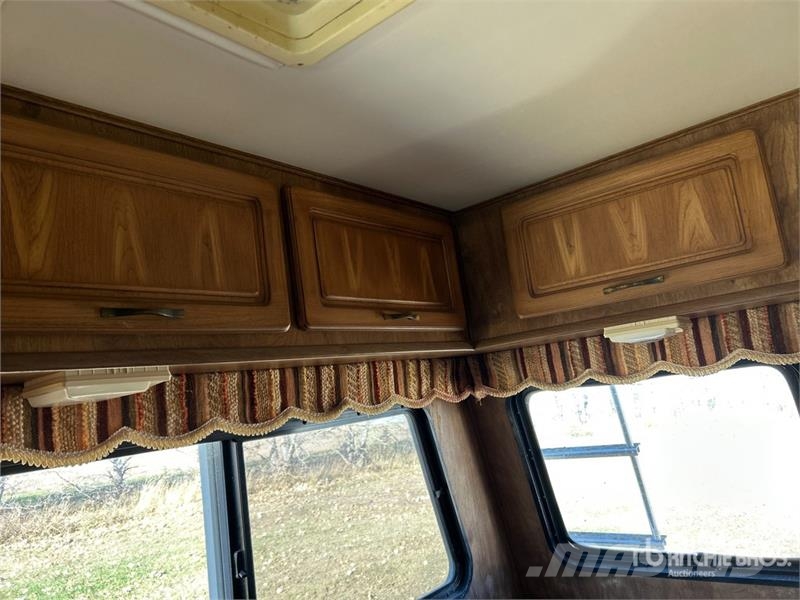 Triple E Motor Home Autocaravanas y caravanas
