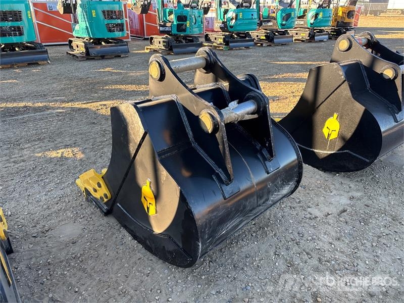 Trojan 120CL 36 in Digging Excavator Bucket - Fits 65mm C Žlice