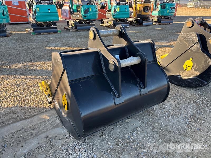 Trojan 120CL 48 in Digging Excavator Bucket - Fits 65mm C Žlice