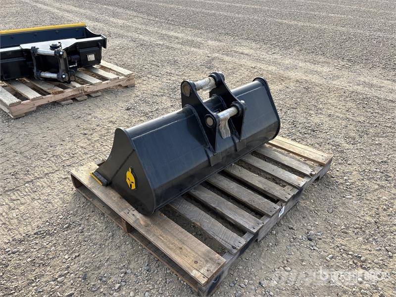 Trojan 35CL 42 in Cleanup Excavator Bucket - Fits Cat 303 Žlice