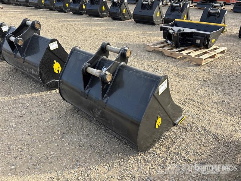 Trojan 50CL 42 in Cleanup Excavator Bucket - Fits 45mm Ca Žlice