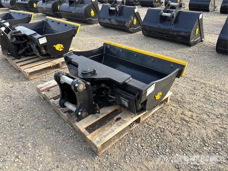 Trojan 50CL 42 in Hydraulic Tilting Excavator Bucket - Fi Žlice