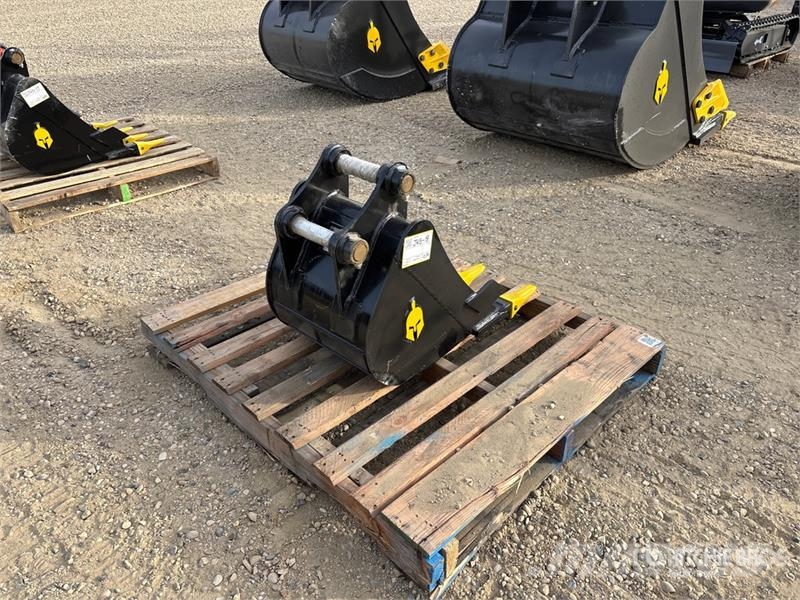 Trojan 80CL 18 in Digging Excavator Bucket - Fits 40mm Ca Žlice