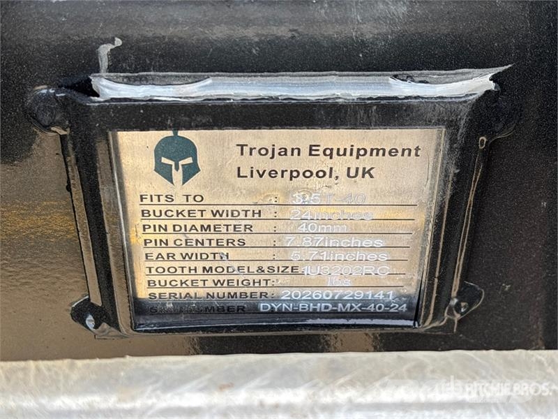 Trojan 80CL 24 in Digging Excavator Bucket - Fits 40mm Ca Žlice
