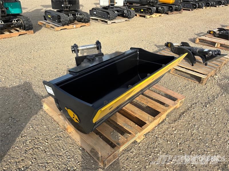 Trojan 80CL 48 in Hydraulic Tilting Excavator Bucket - Fi Žlice