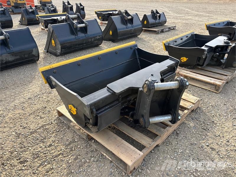 Trojan 80CL 48 in Hydraulic Tilting Excavator Bucket - Fi Žlice
