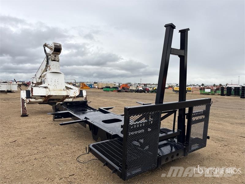  Truck Deck Transportes - Outros
