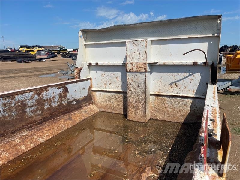 Truck Dump Body Tipper trucks