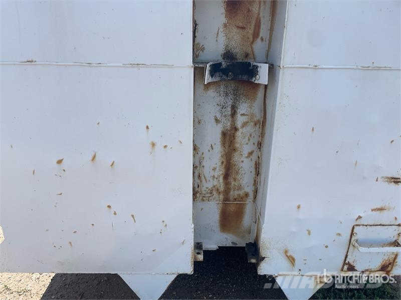 Truck Dump Body Tipper trucks