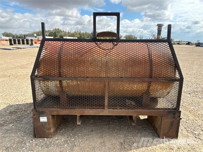 Truck Flatbed Body Фургони